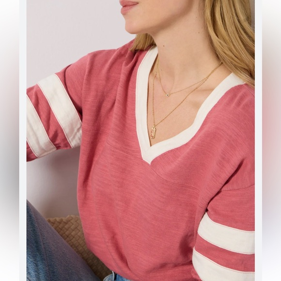 Faherty Long Sleeves V-neck top with white stripes sleeves In Red - Picture 2 of 7
